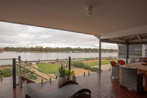 64 Marina Way, Mannum - New Castle Holiday 3