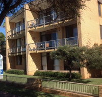 7 Flynn's Beach Apartment - New Castle Holiday