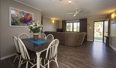 7 McNamara - Wongaling Beach - New Castle Holiday 1