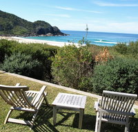8 ON COAST 4 night min - New Castle Holiday