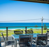 81 Dalmeny Drive - Beach House - New Castle Holiday