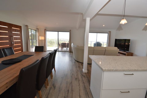 91 Berrambool Drive - New Castle Holiday 1