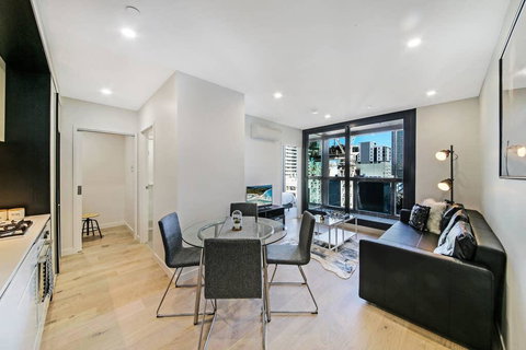 A Cozy & Stylish Suite Near Melbourne Central - New Castle Holiday 1
