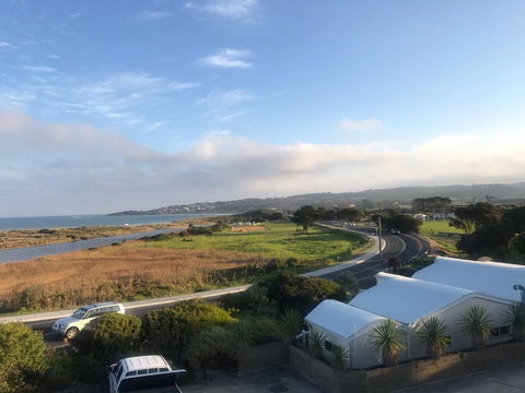 A Great Ocean View Motel - New Castle Holiday 1