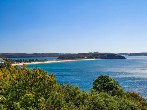 A Little Piece Of Paradise - New Castle Holiday 0