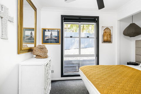 A PERFECT STAY - Black Star - New Castle Holiday 3