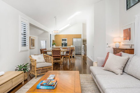 A PERFECT STAY - Solstice - New Castle Holiday 2