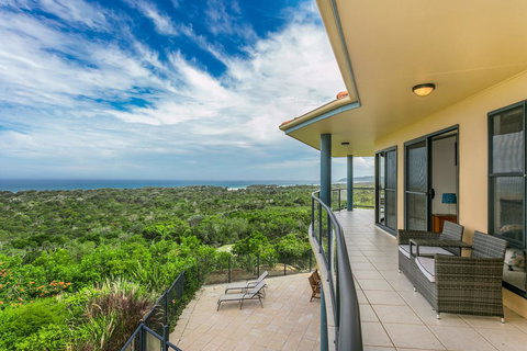 A SWEET ESCAPE - Above Byron - New Castle Holiday 3