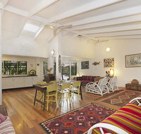 A SWEET ESCAPE - Aluna - New Castle Holiday