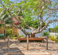 A SWEET ESCAPE - Byron Surf Cottage - walk to Byron - New Castle Holiday