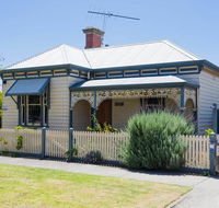 Abaleen House - New Castle Holiday