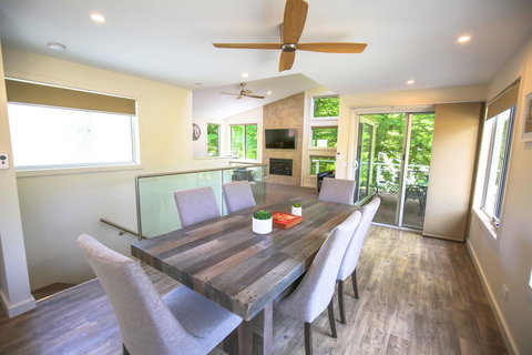 Aberdeen - New Castle Holiday 3