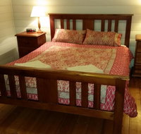 About Town Cottages - New Castle Holiday