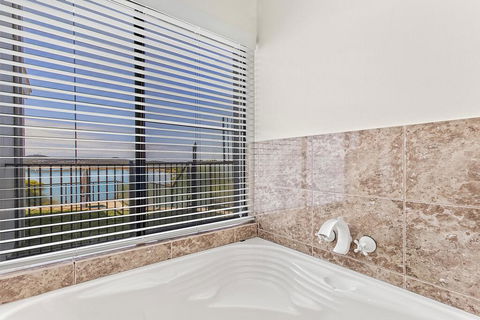 Above And Beyond - Beautiful Home With Pool - New Castle Holiday 2