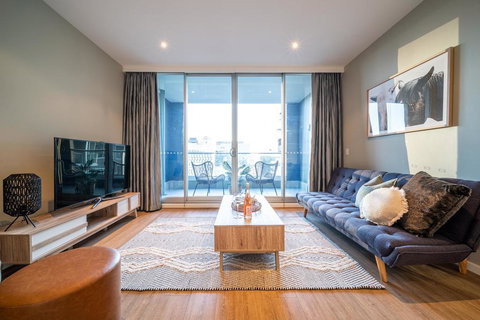 Above The Square On Hindmarsh-Pool - Gym - Carpark - New Castle Holiday 0