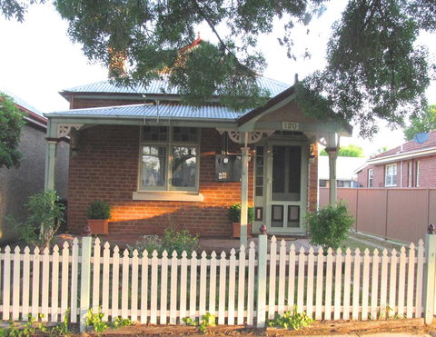 Acacia Cottage On Peel, Bathurst - New Castle Holiday 0