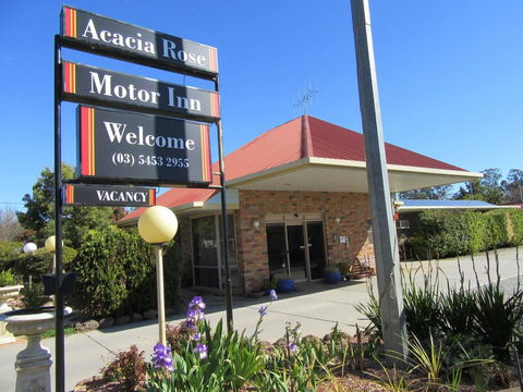 Acacia Rose Motor Inn - New Castle Holiday 0