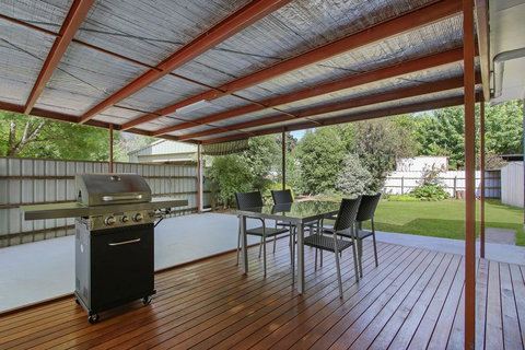 Acaronar - New Castle Holiday 1