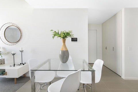 Accommodate Canberra - Azure - New Castle Holiday 2