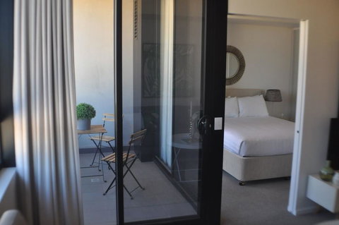 Accommodate Canberra - Azure - New Castle Holiday 0