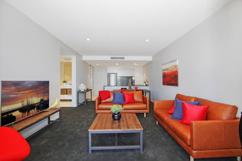 Accommodate Canberra - The Pier - New Castle Holiday 3