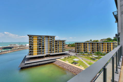 Accommodation At Darwin Waterfront - New Castle Holiday 0