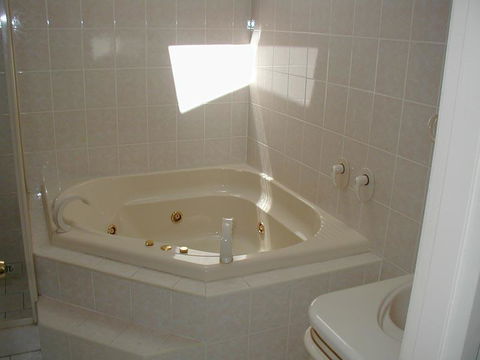 Accommodation Sydney North - Forestville 4 Bedroom 2 Bathroom House - New Castle Holiday 3