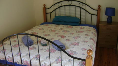 Accommodation Sydney North - Forestville 4 Bedroom 2 Bathroom House - New Castle Holiday 2