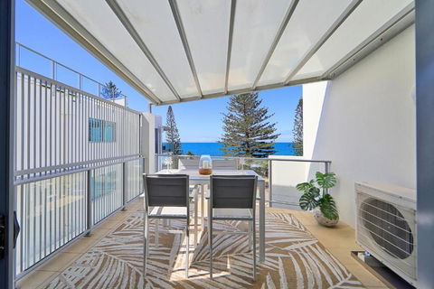 Dwell @ 25, Oceanfront Apartment - New Castle Holiday 0