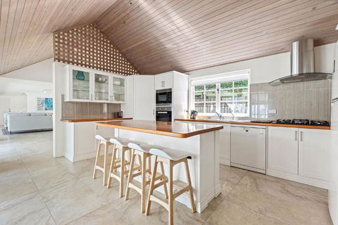 Dwyer St Hamptons Haven - New Castle Holiday 4
