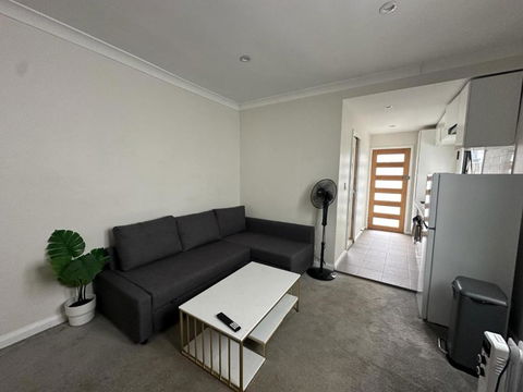 Dynamic 2 Bedroom Home Close To City Buzz Darling St 2 E-Bikes Included - New Castle Holiday 2