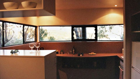 Dynamic And Modern Living - New Castle Holiday 4