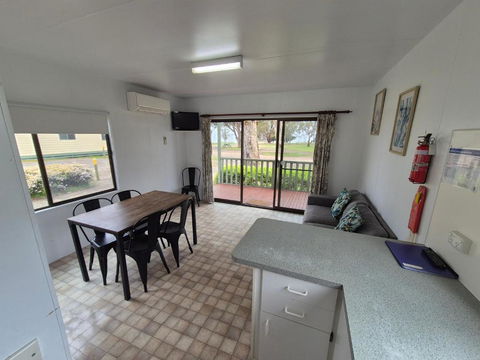 Eagle Point Caravan Park - New Castle Holiday 2