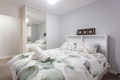 East Fremantle Escape - New Castle Holiday 4