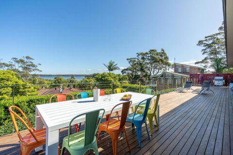EAST52A - Lake Views - New Castle Holiday 4