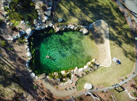 Eureka Station Camping Retreat - New Castle Holiday 0