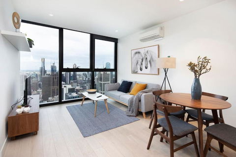 EQ Tower Modern Apartments Melbourne Central CBD - New Castle Holiday 0