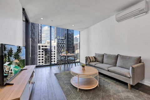 EQ Tower Modern Apartments Melbourne Central CBD - New Castle Holiday 1