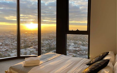 EQ Tower Modern Apartments Melbourne Central CBD - New Castle Holiday 4