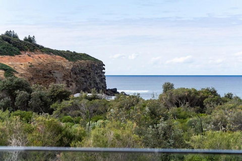 Exquisite Beachside Mansion - New Castle Holiday 2