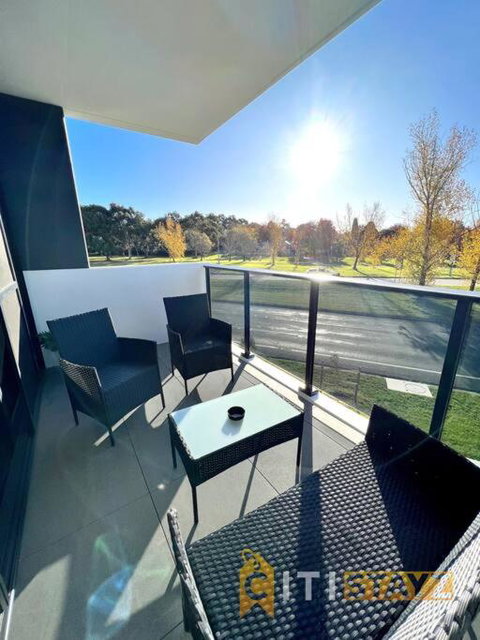 Fab In Phillip - 2bd 2bth Apt - Close To CBR Hospital - New Castle Holiday 3