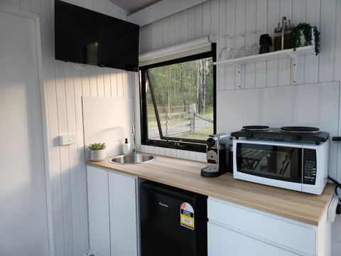 Firefly Tiny House By Tiny Away - New Castle Holiday 4