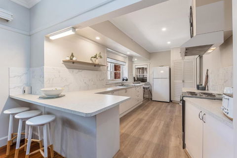 Golden Square Gold Class Guest House, Bendigo - New Castle Holiday 3