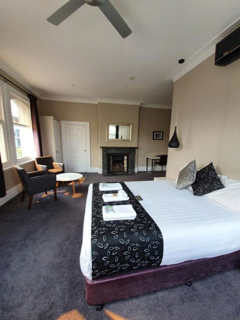 Grand Hotel - New Castle Holiday 0