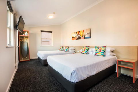 Granville Hotel - New Castle Holiday 1