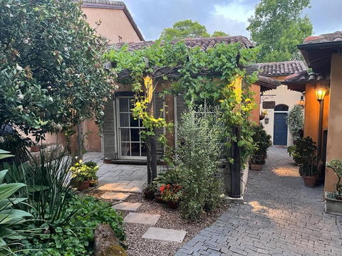 Guestlands Italia B&B - New Castle Holiday 4