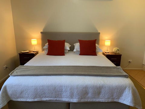 Guildford River Retreat - New Castle Holiday 4