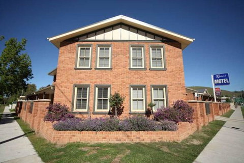 Gundagai Gabriel Motor Inn - New Castle Holiday 4