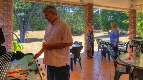 Heritage Lodge Motel - New Castle Holiday 2