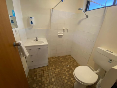 Hawker Hotel Motel - New Castle Holiday 2